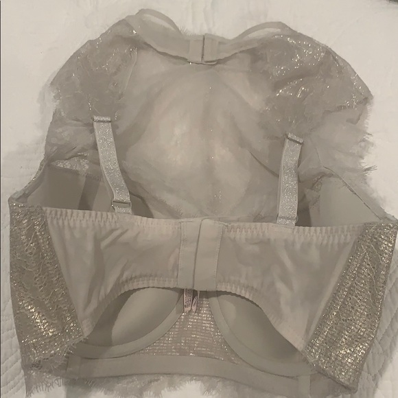 NWT Chantilly Lace High Neck Bra - Picture 2 of 4